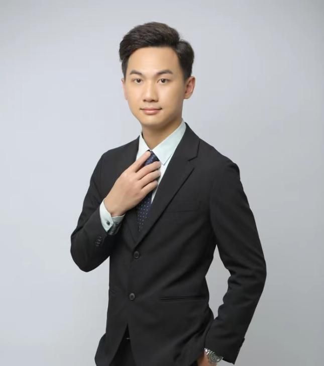 德育老师林佳弘